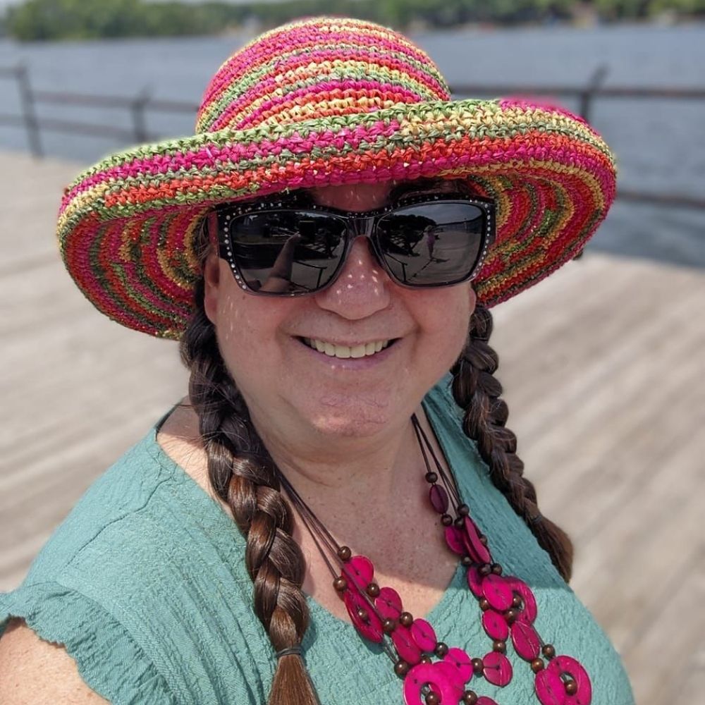 Vicki L Chase