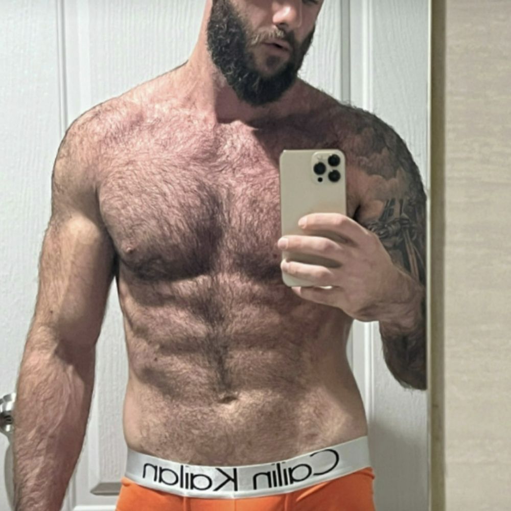 Conor 🇮🇪 Hairy Irish Bull🐂