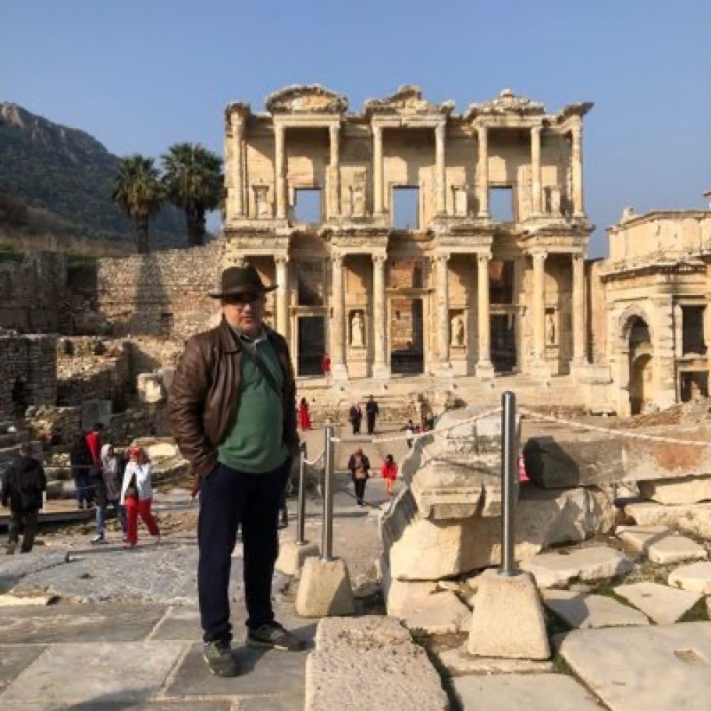 TARIK IŞIK