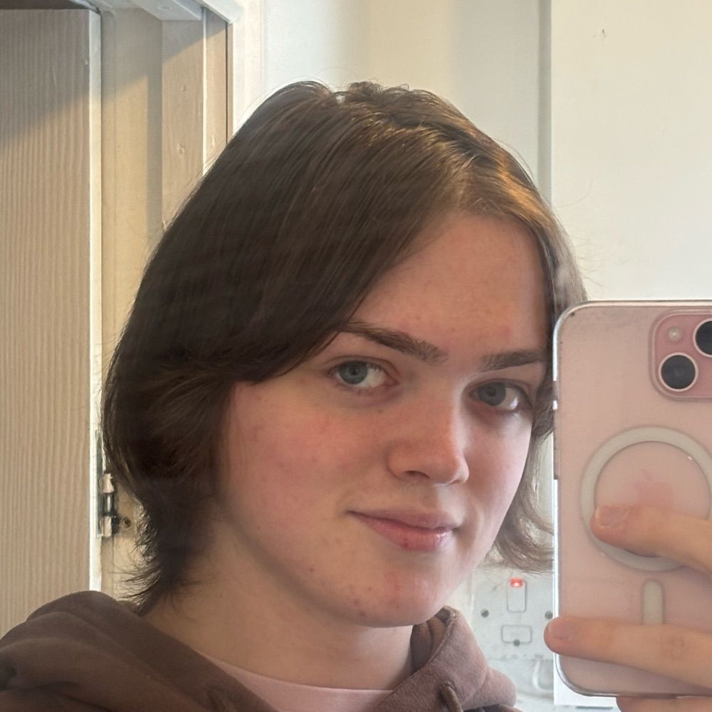 Mia Betts (she/her)