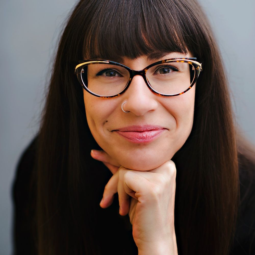 Dr. Eden Hennessey