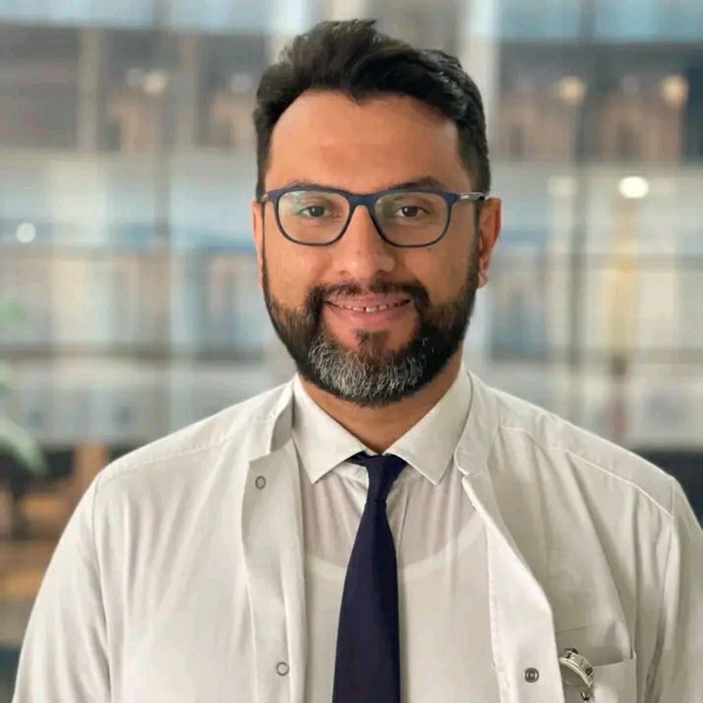 Dr James Albert