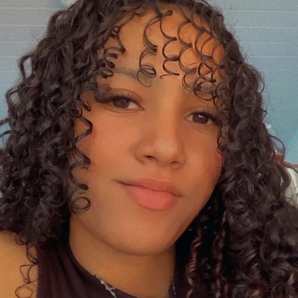 Manu🥰