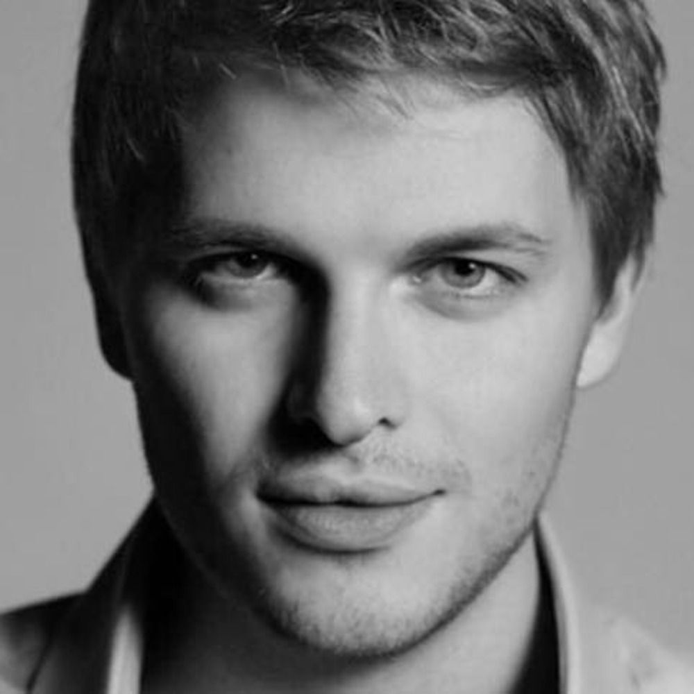 Ronan Farrow