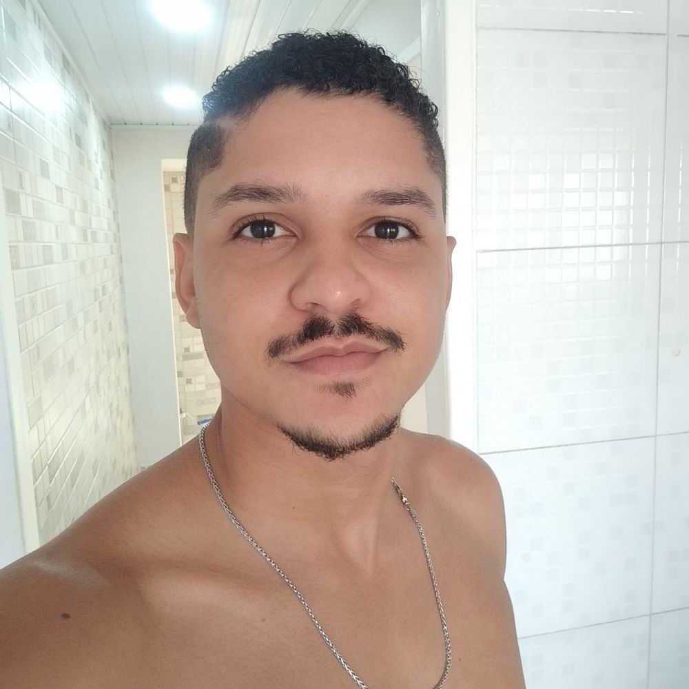 Só Vitor por enquanto