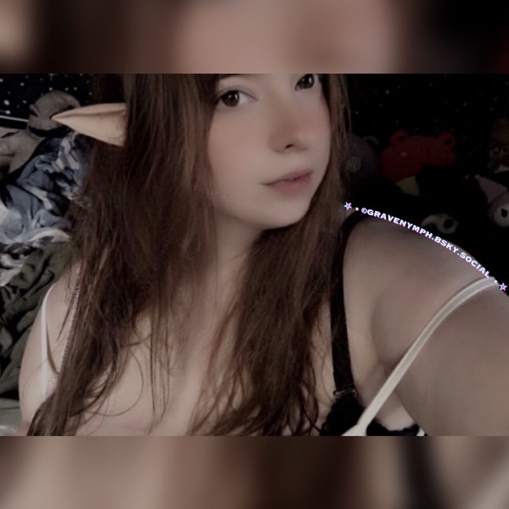 🛸 ~• Franny •~ 👽