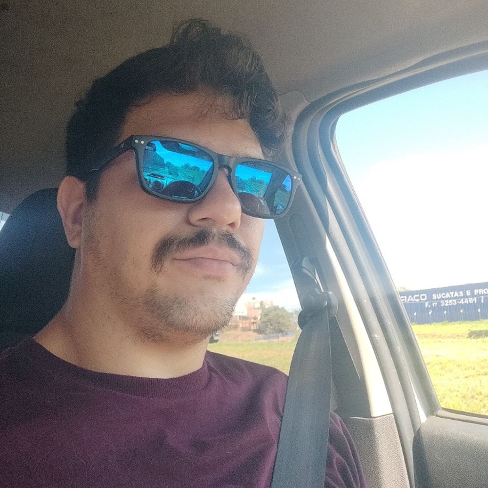 Raphael Brandão 