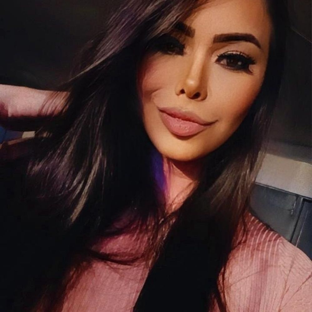 Bruna Lisboa 