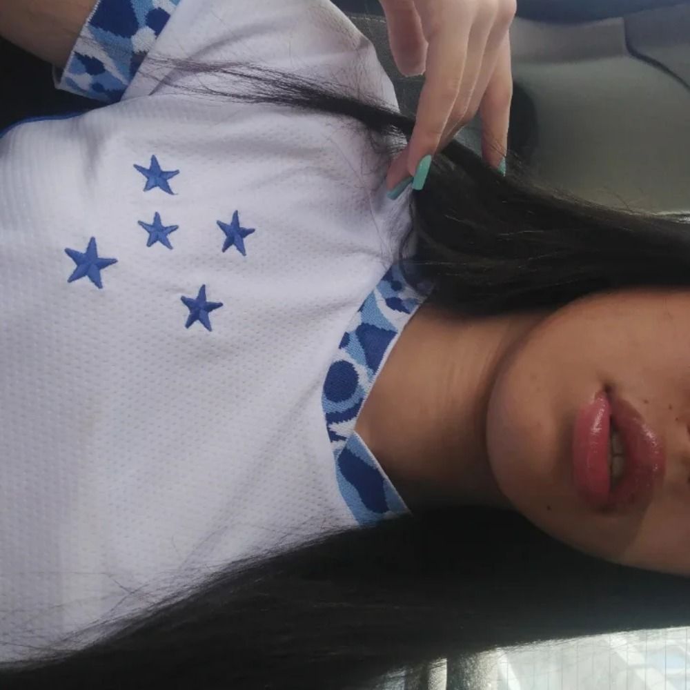 Nicolly 