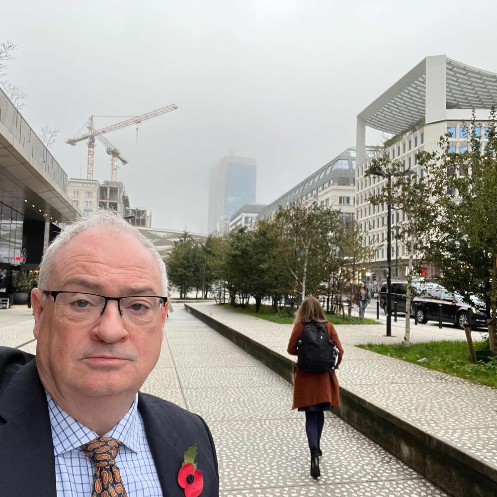 Dr Steve Aiken OBE MLA