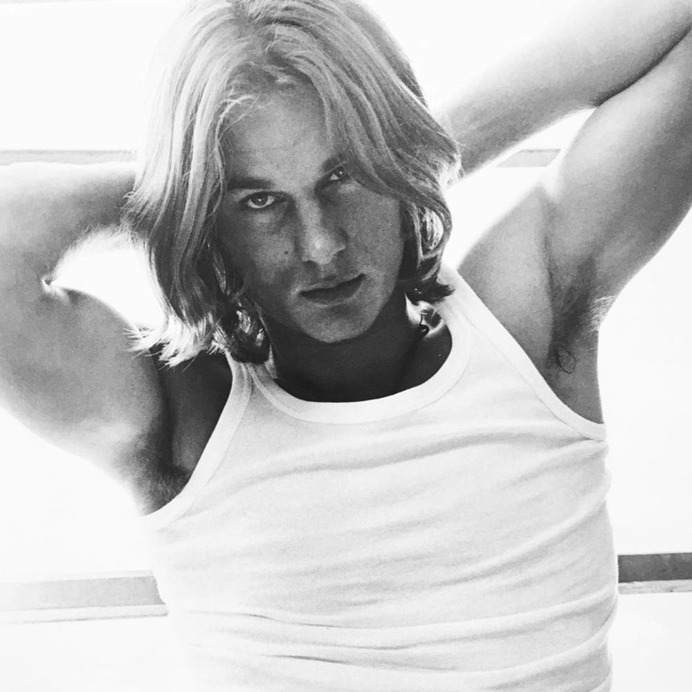 Travis Fimmel Pits