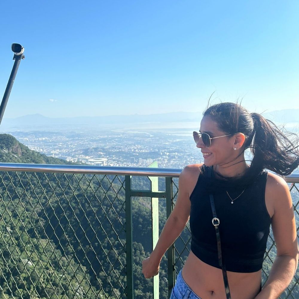 Juliana  Medeiros 