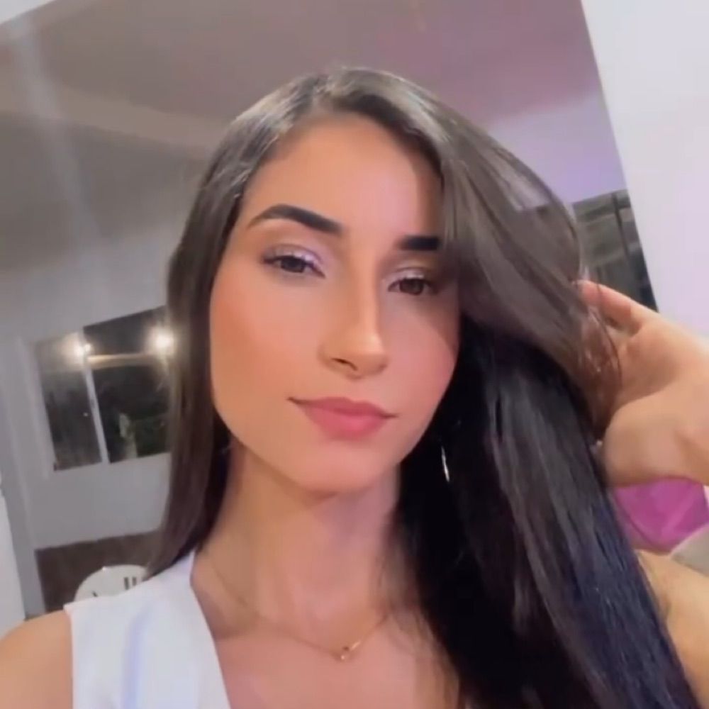 Sthefanny F.