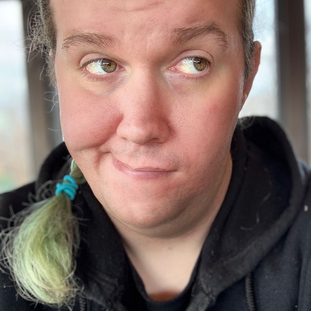 🏳️‍⚧️Kay/EldritchBi (she/her)