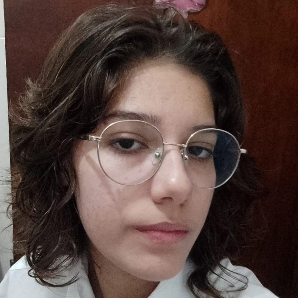 namorada da juli 