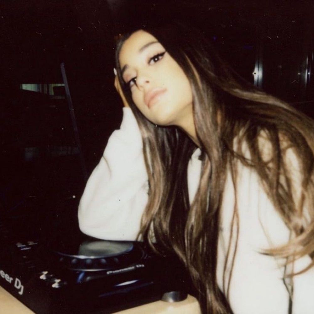 gabriela (ariana’s version ∞ ☼｡𖦹 ° . ⋆♡ 