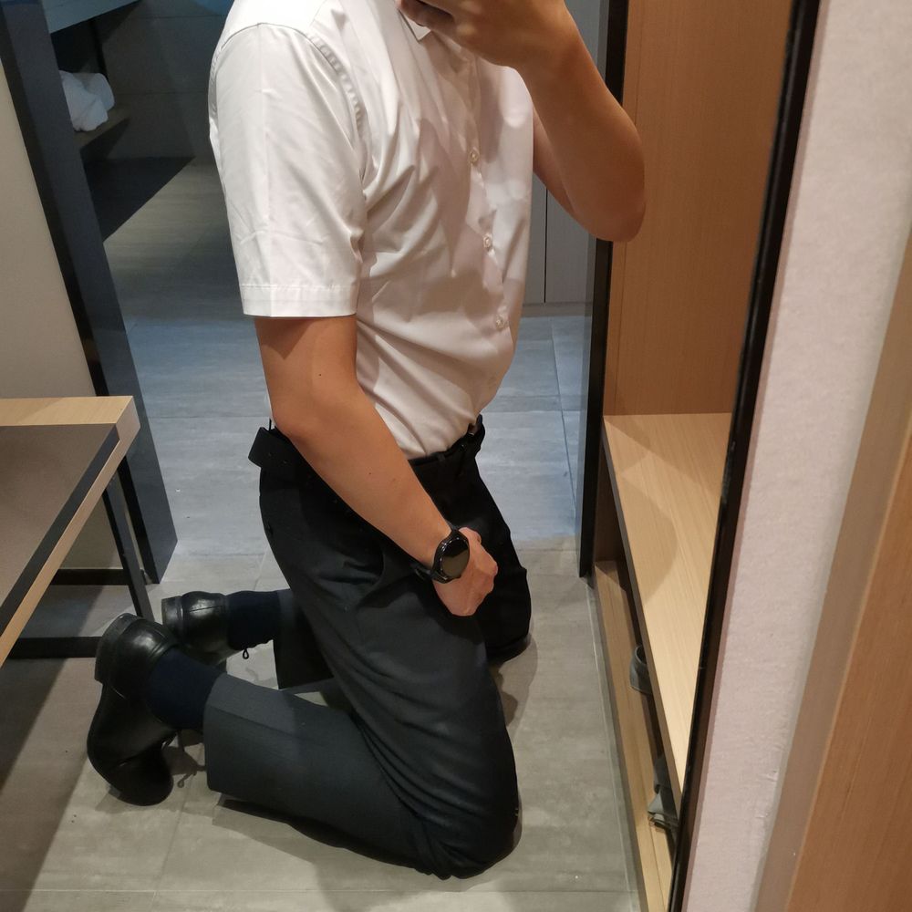 locked_suitman