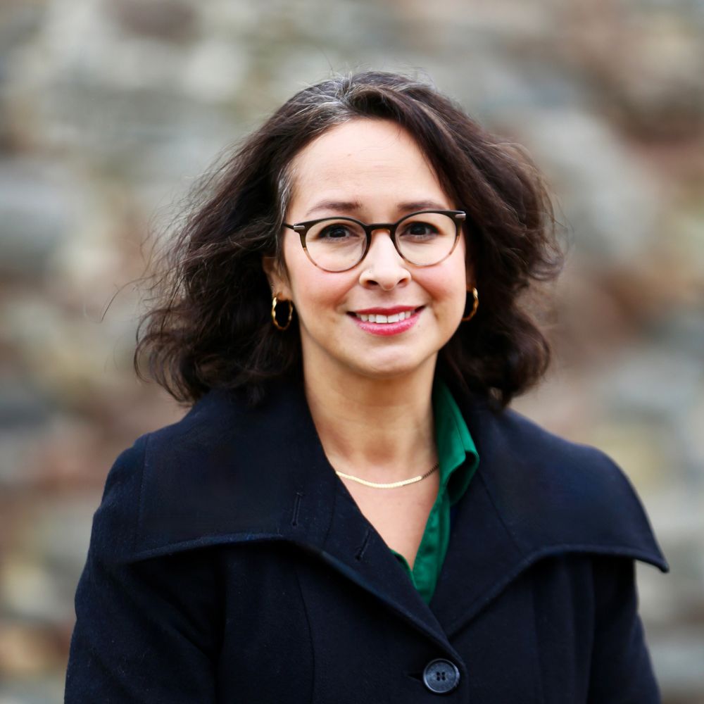 Dr. Erica Canela