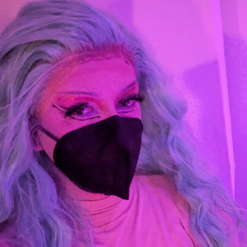 Miss Information (they/any)