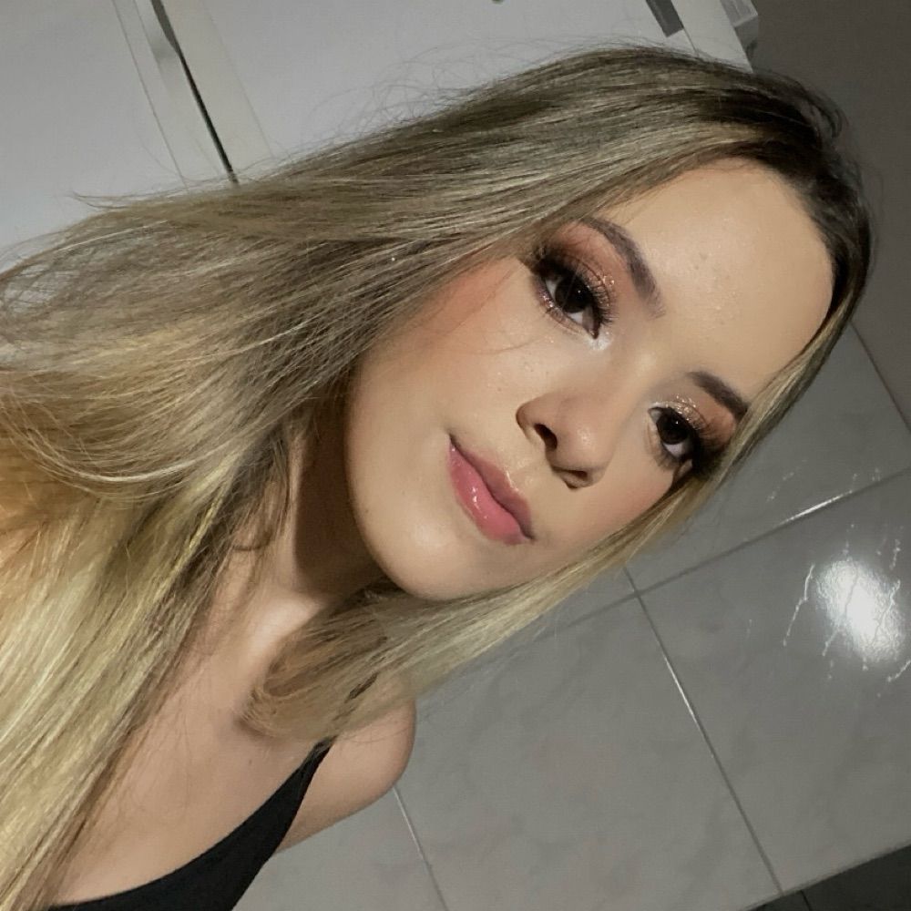 laura raylla