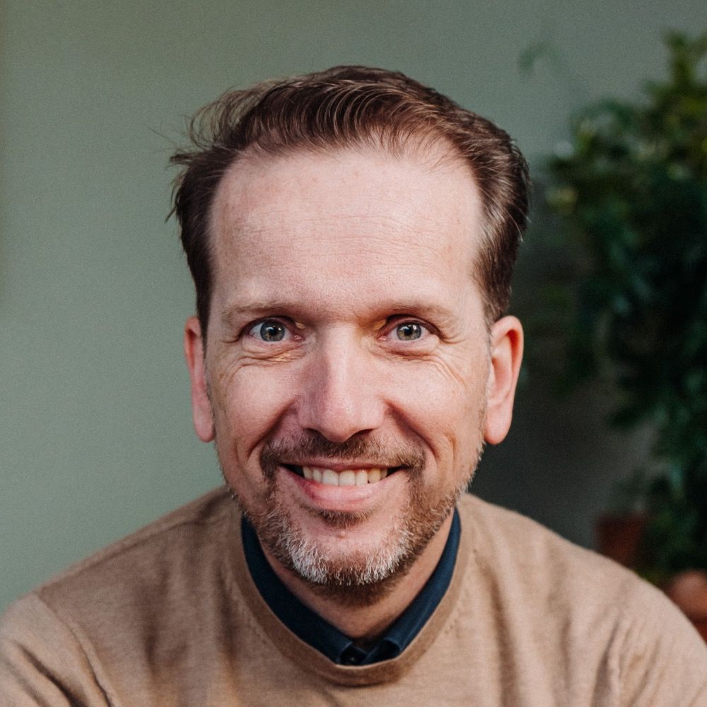 Christiaan W. Lustig