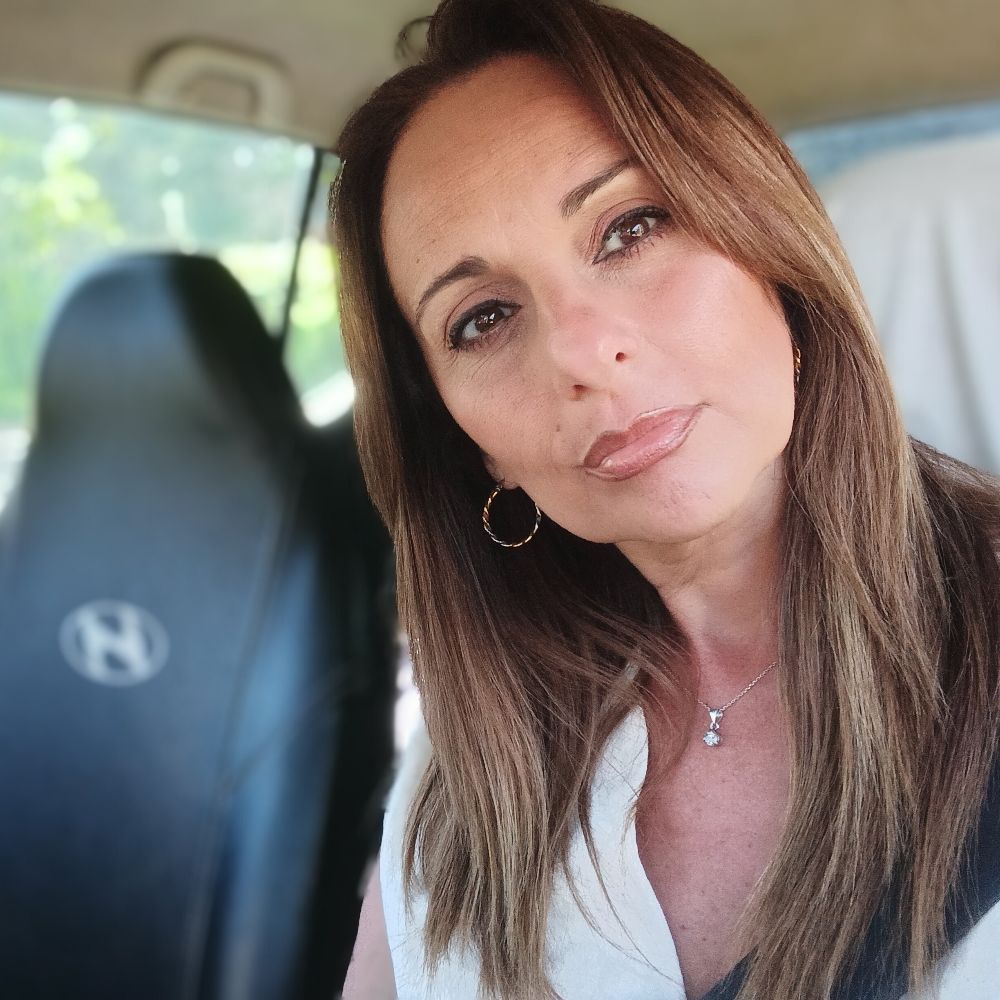 Carla Echichure Castro