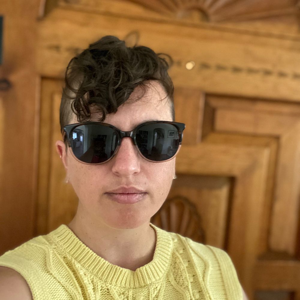Emily Zipps (she/her)