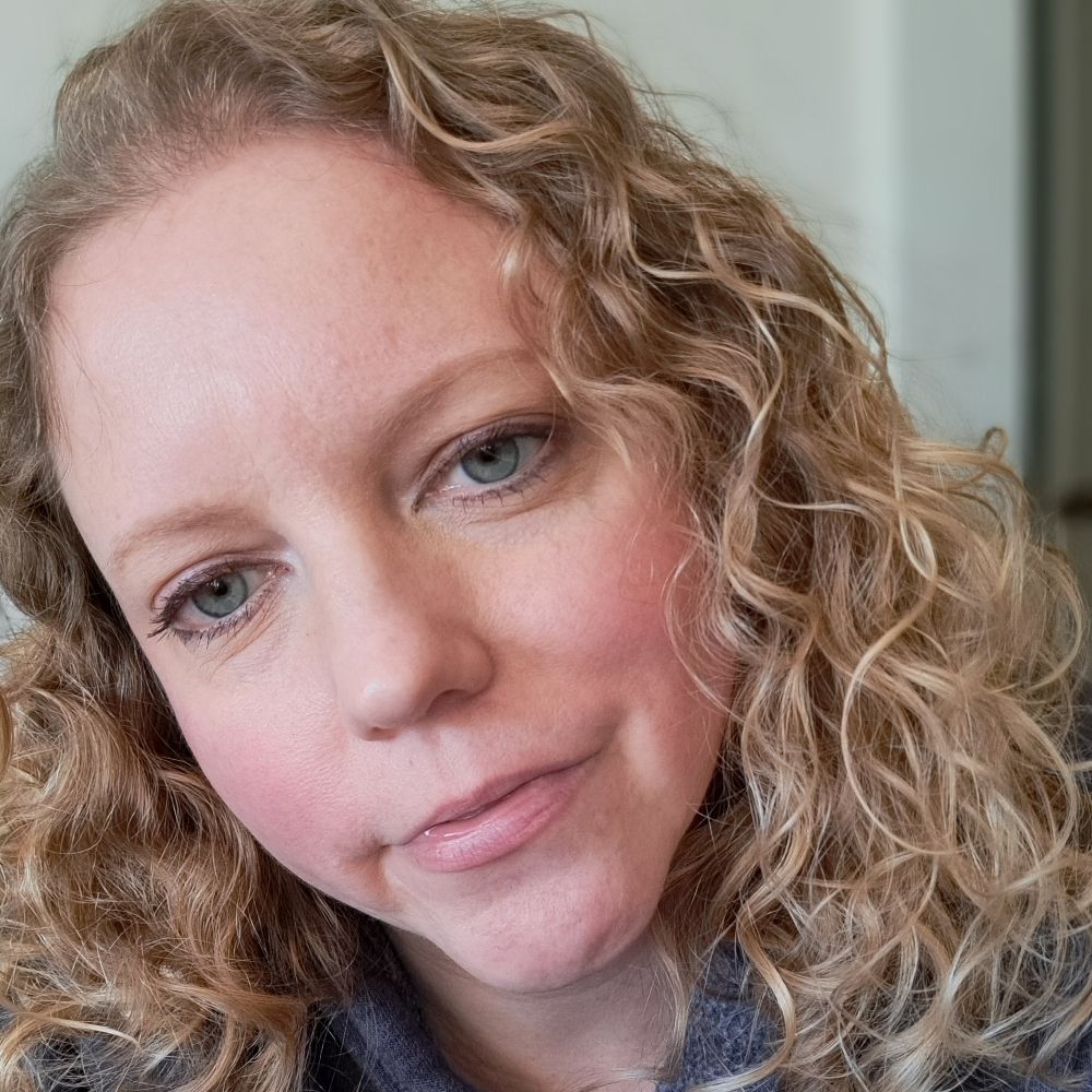 Amy Thomas