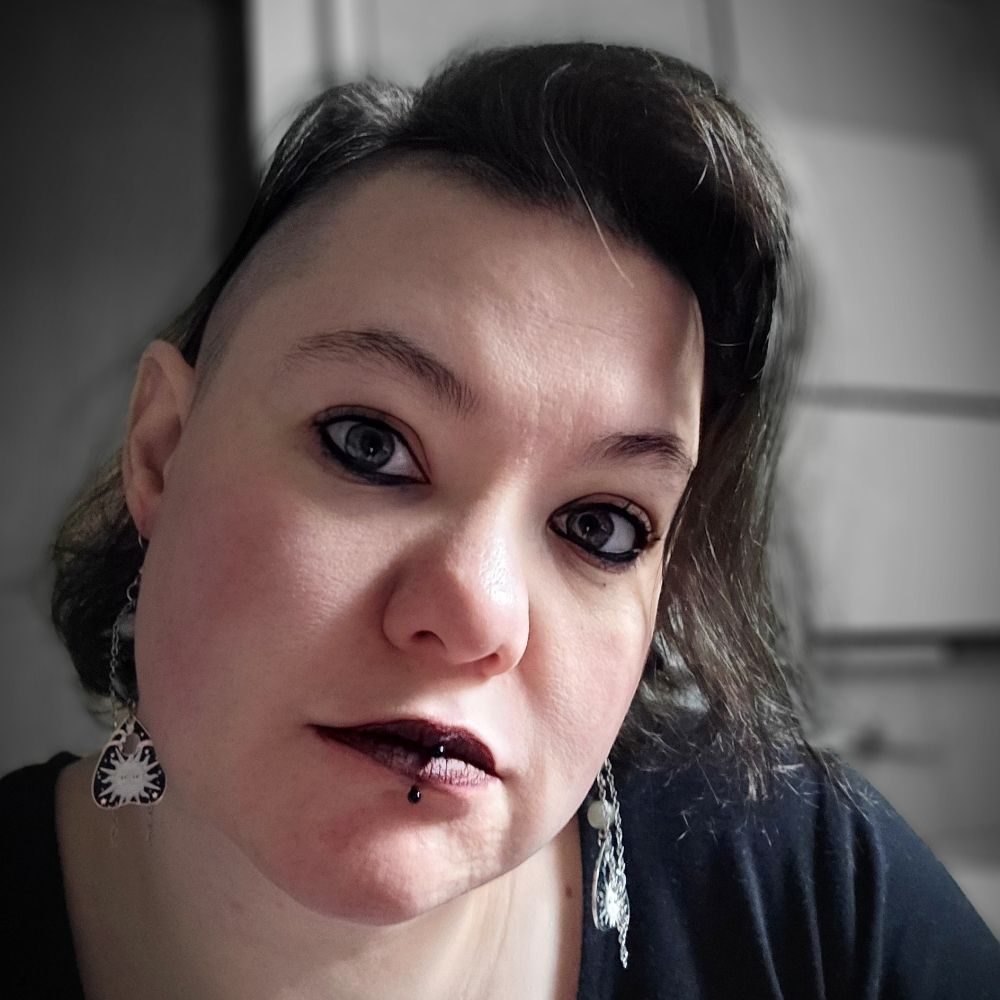 GothicSimiRaven