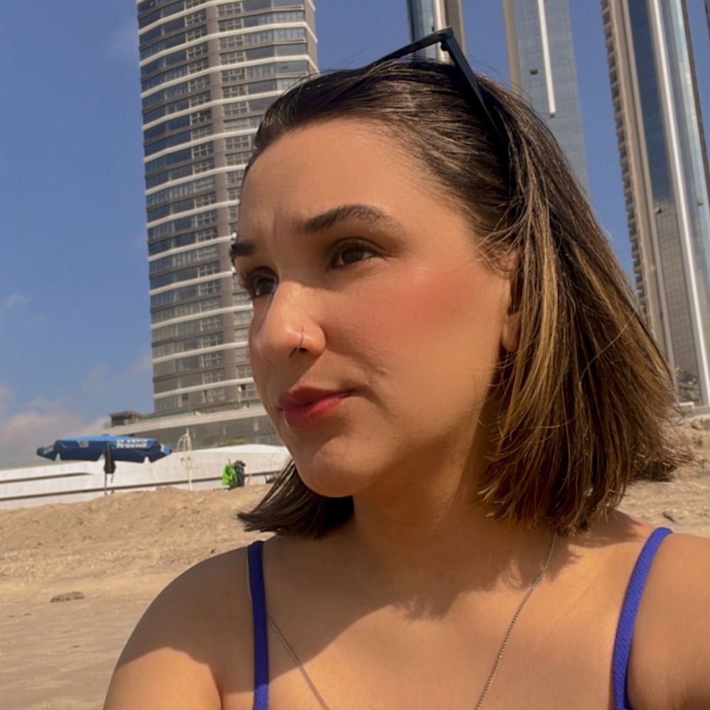 alinneperry