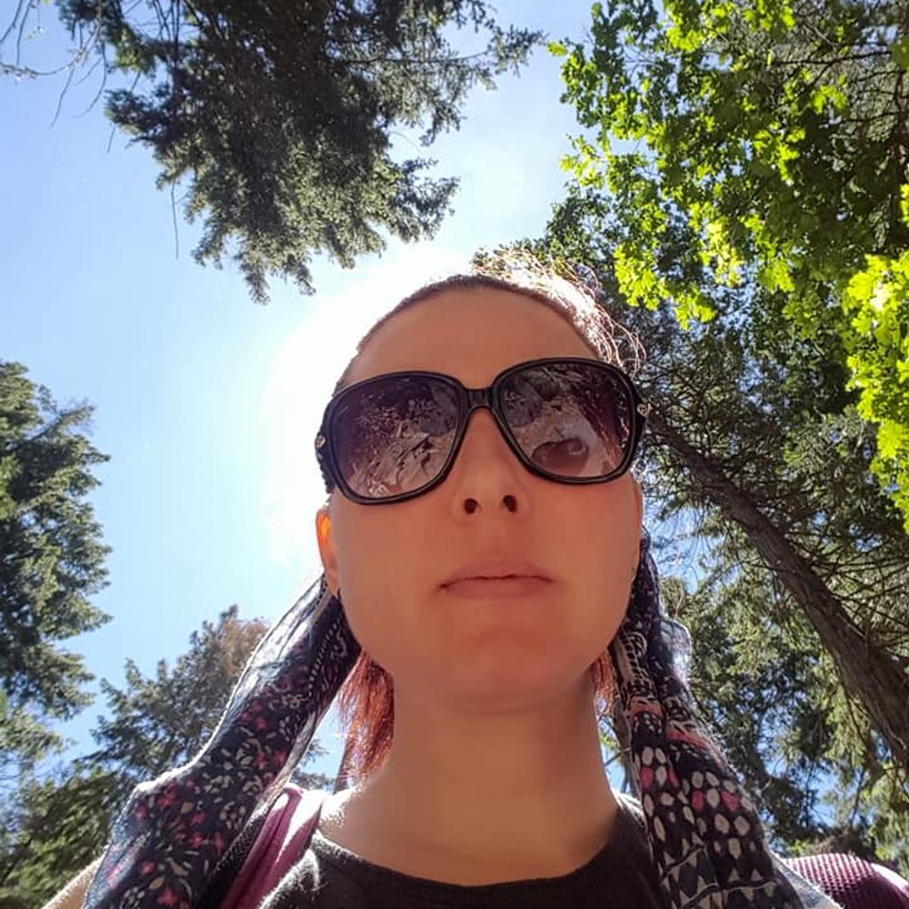 Author Michelle E. Lowe