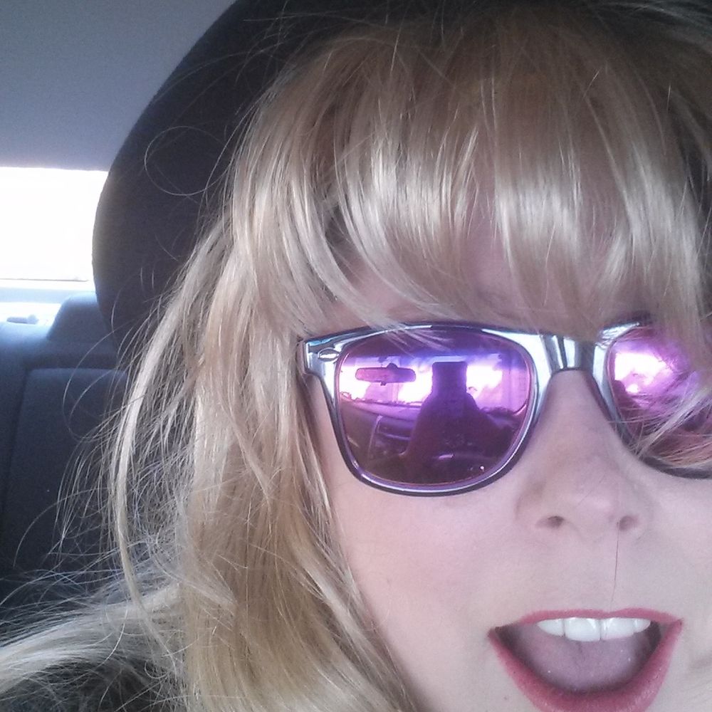 Sue London