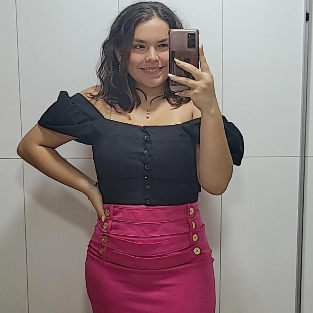 Jojo que ama os peitões do namu 🎀•🧸