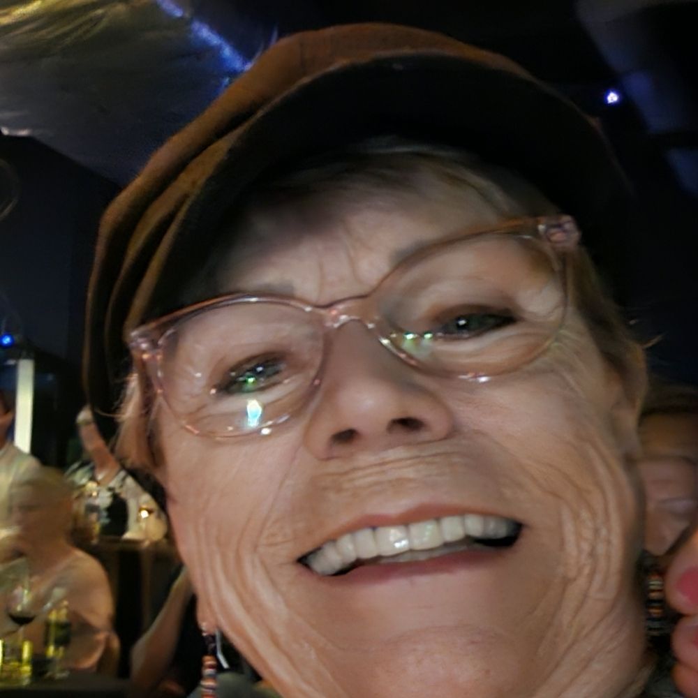 Linda B Miles
