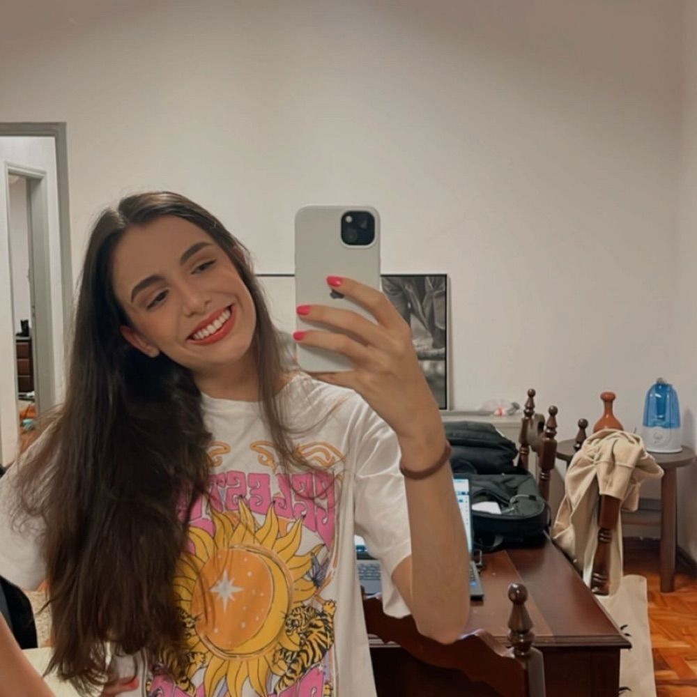 Carol Pereira