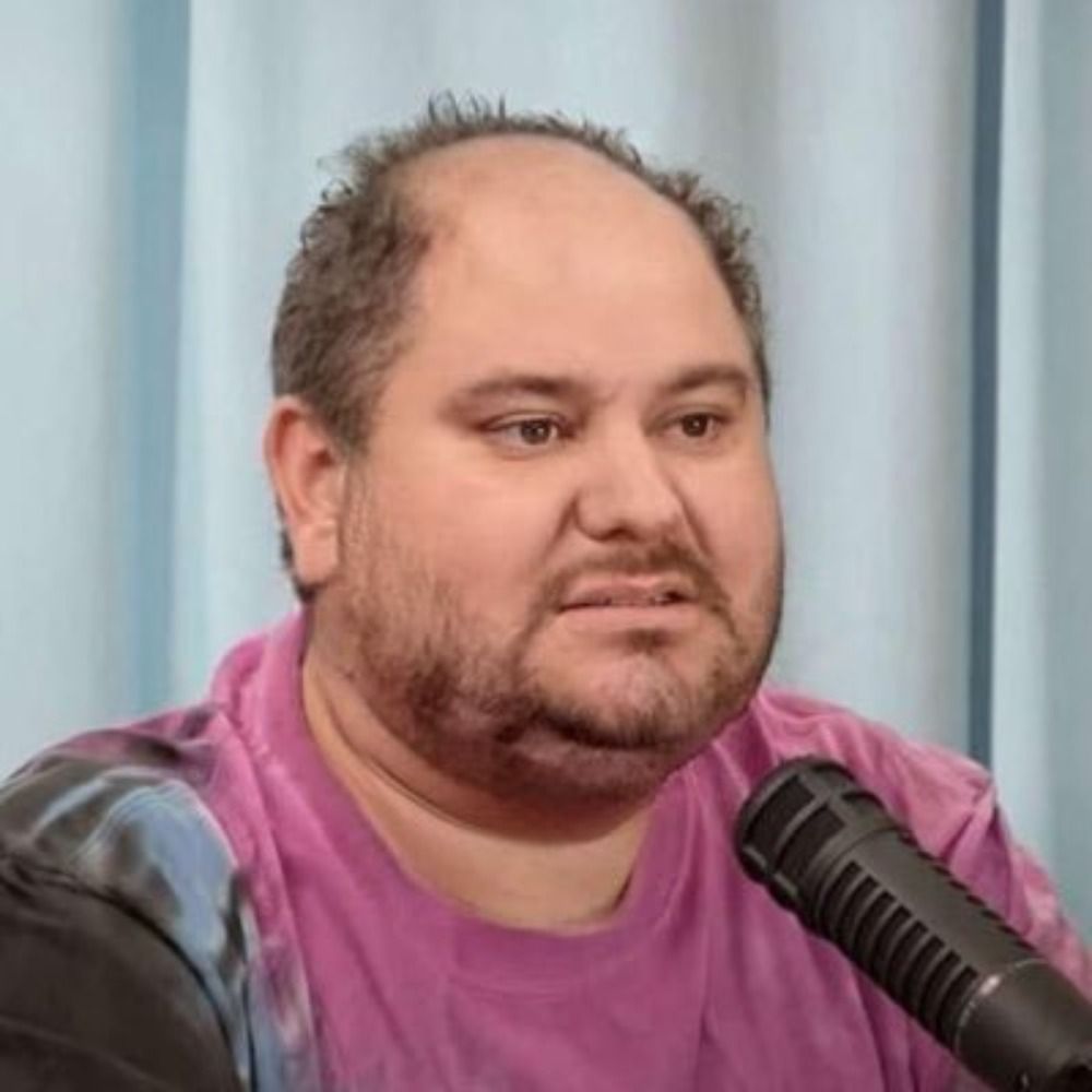 Ethan Klein, host of the H3 Podcast (parody)
