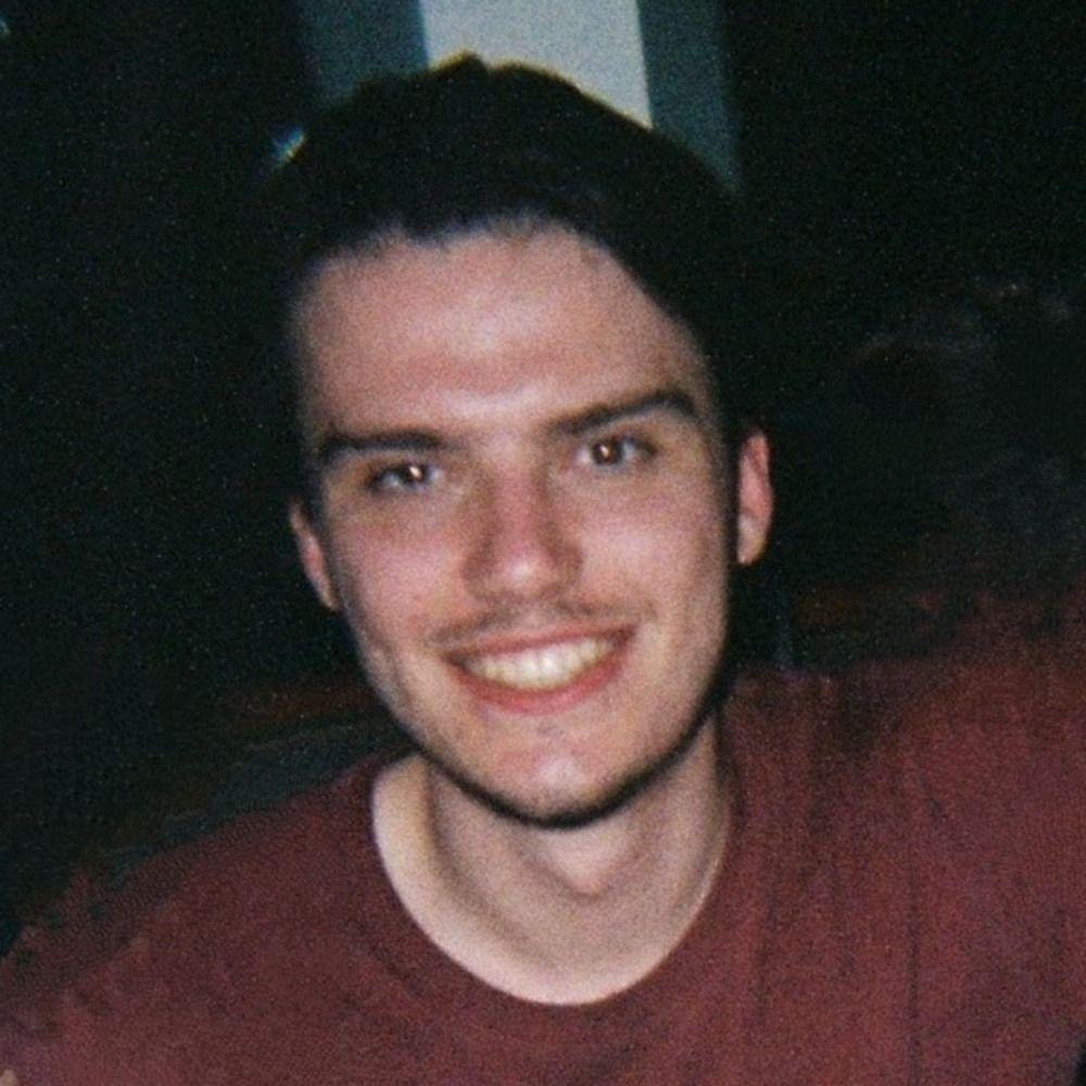 elliot.sknr