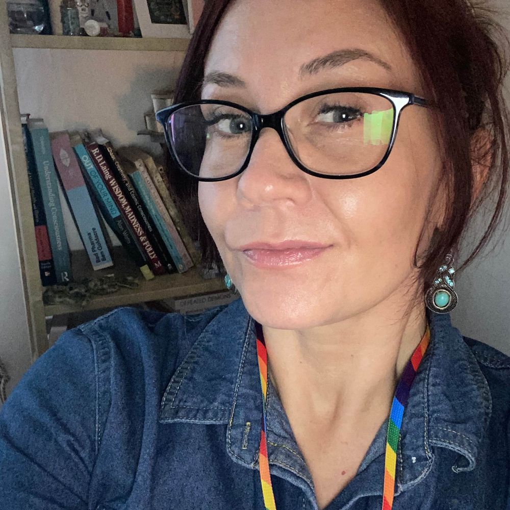 Dr Karen Hammond