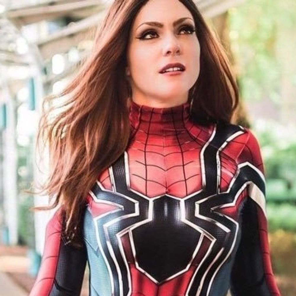 Spider girl Petra parker