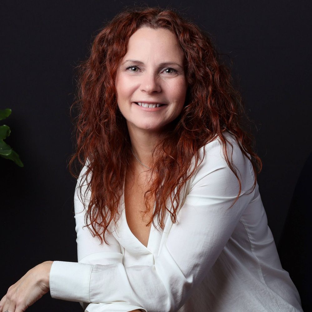 Dr. Robin Buckley