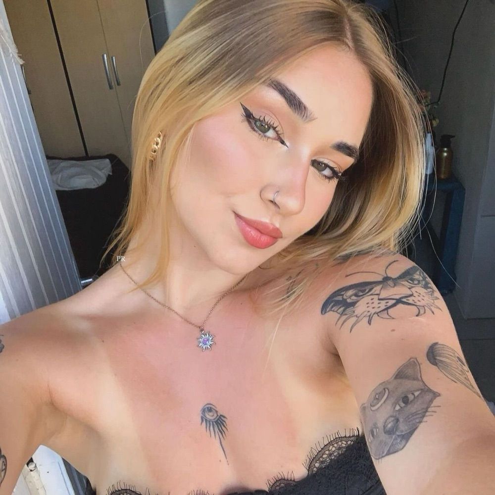 mia