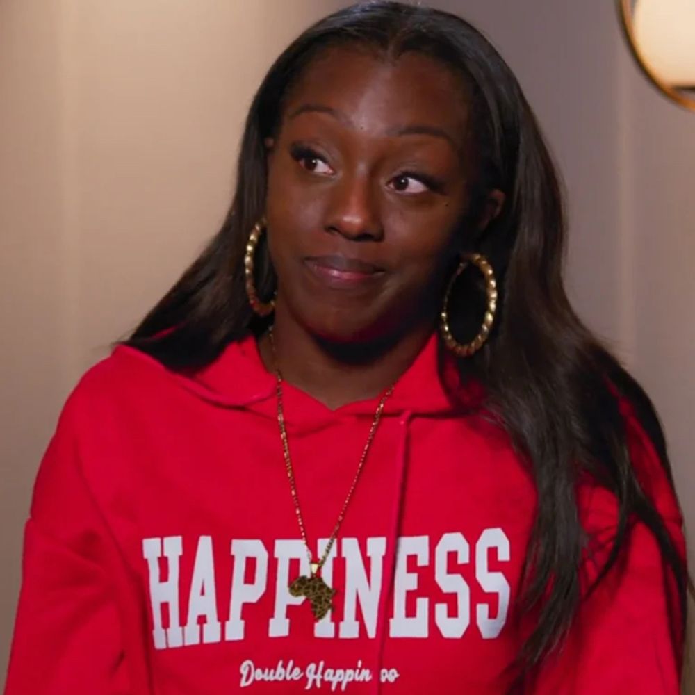 Cait (Da’Vonne’s earrings)