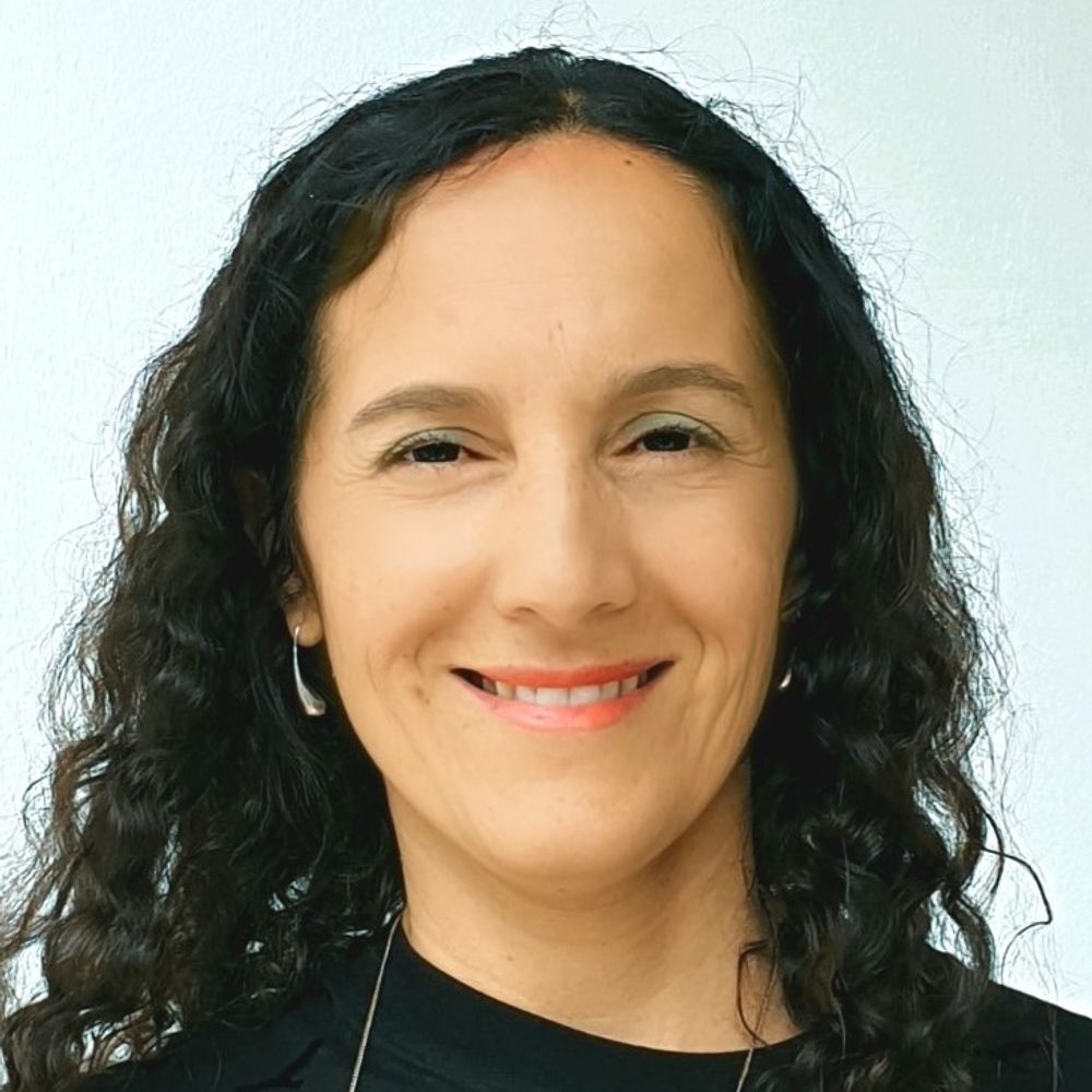 Narly Golestani