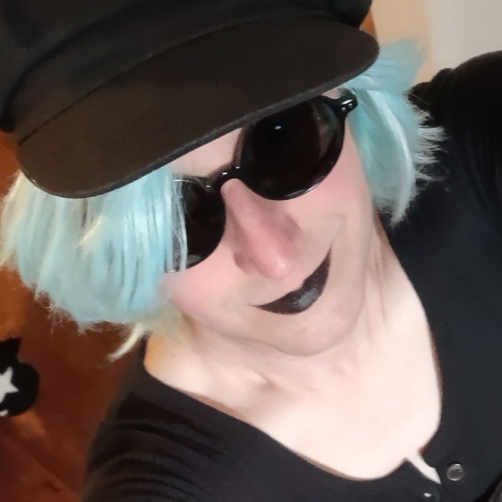 ⚠️ Zaräphine Transmegistus 🏳️‍⚧️ 🦇