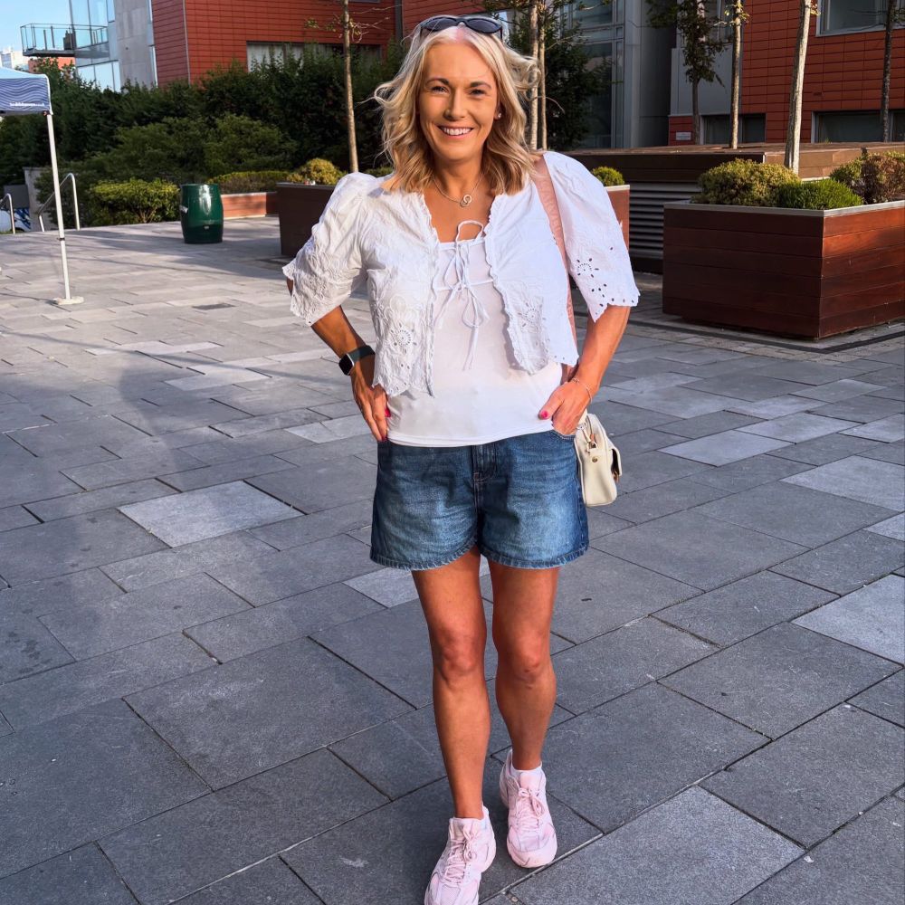 Angela Cummins
