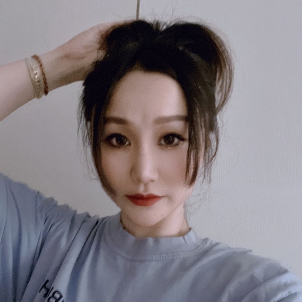 euniceli12.bsky.social profile picture