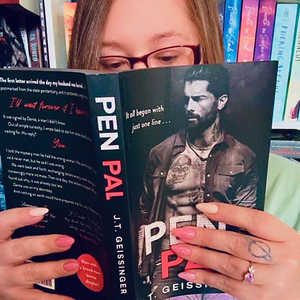 🌹Britni Reads Smut🌹