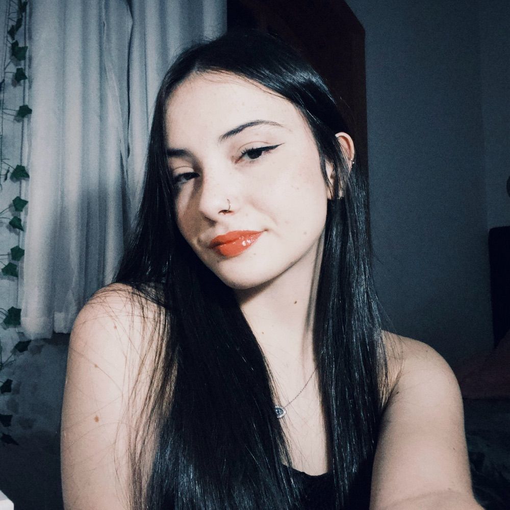 amelie triste chorando