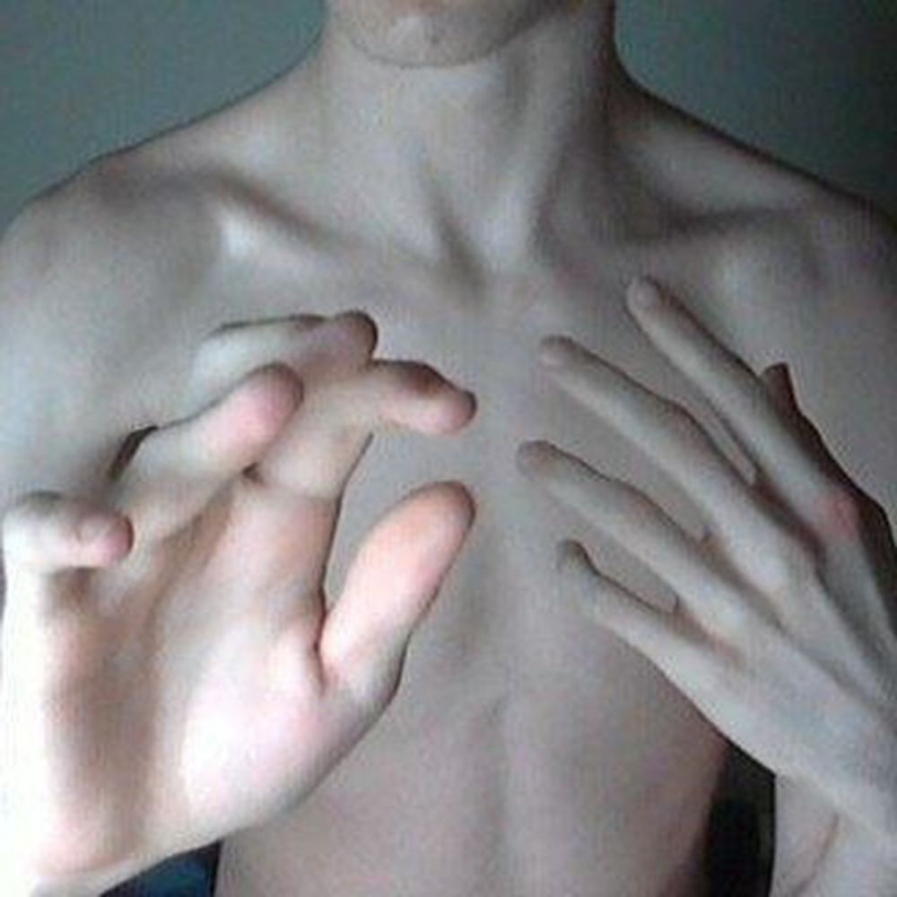 ~ваш серпарь//🍸} .°•