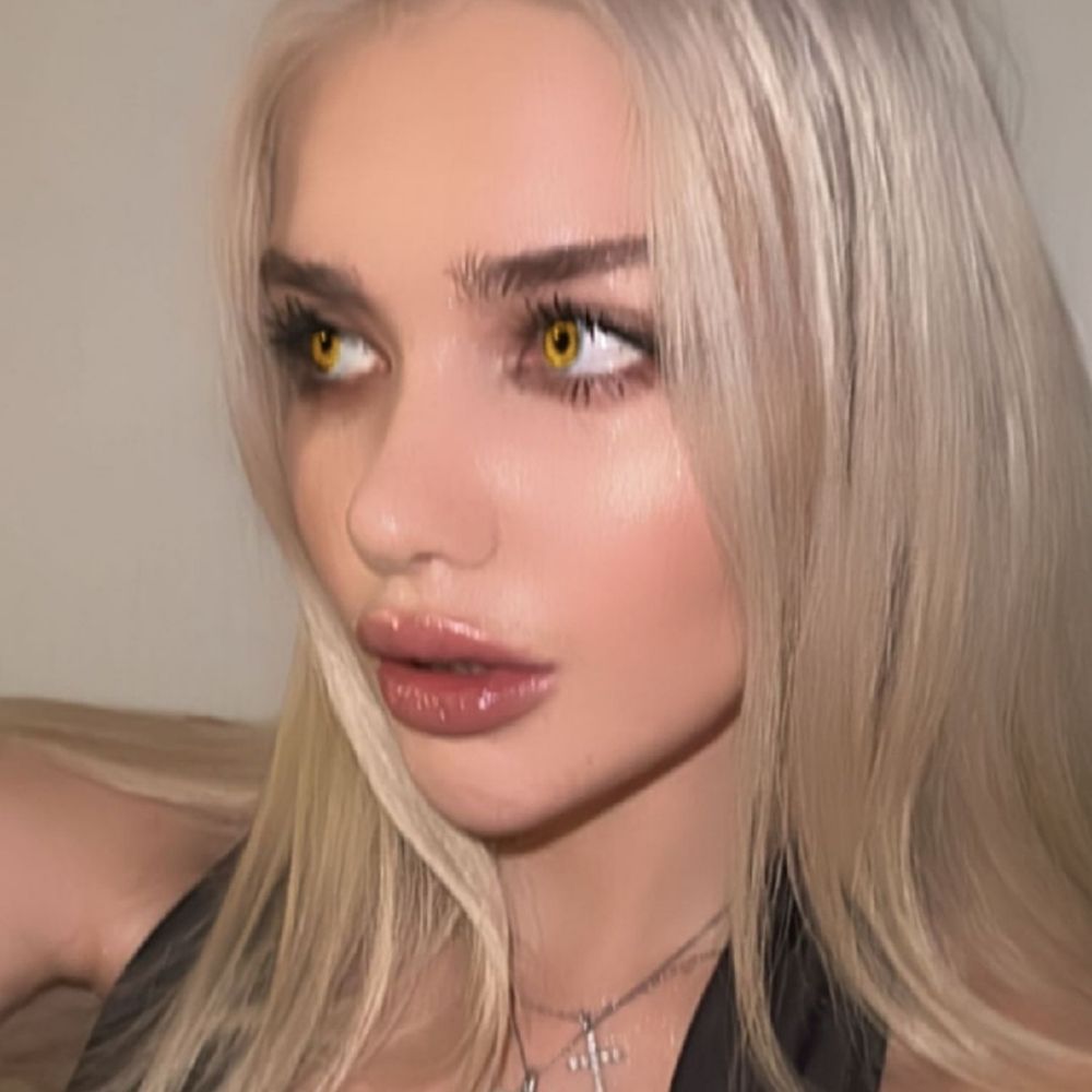 Manon Blackbeak Crochan 